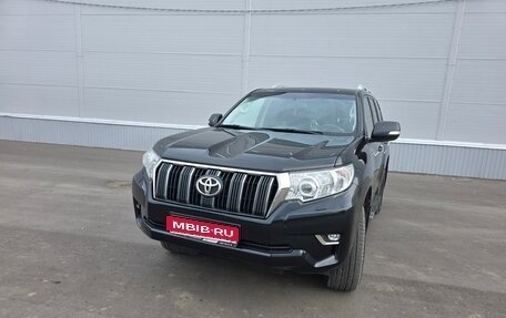 Toyota Land Cruiser Prado 150 рестайлинг 2, 2018 год, 5 600 000 рублей, 1 фотография