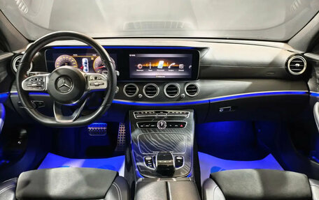 Mercedes-Benz E-Класс, 2018 год, 3 850 000 рублей, 8 фотография