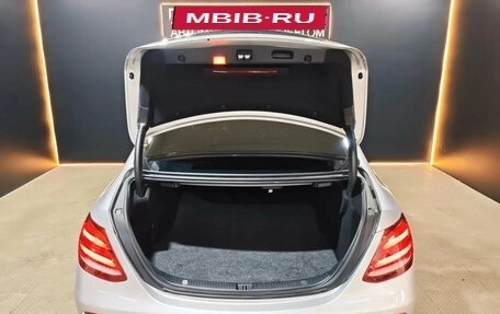 Mercedes-Benz E-Класс, 2018 год, 3 850 000 рублей, 6 фотография