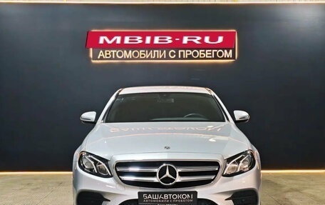 Mercedes-Benz E-Класс, 2018 год, 3 850 000 рублей, 2 фотография