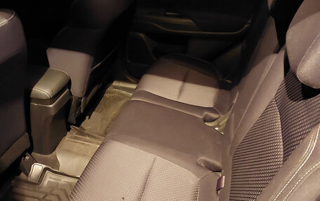 Mitsubishi Outlander III рестайлинг 3, 2019 год, 2 100 000 рублей, 12 фотография