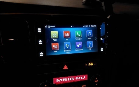 Mitsubishi Outlander III рестайлинг 3, 2019 год, 2 100 000 рублей, 10 фотография