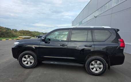 Toyota Land Cruiser Prado 150 рестайлинг 2, 2018 год, 5 600 000 рублей, 2 фотография