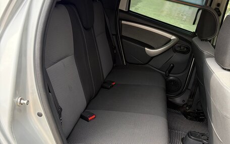 Renault Duster I рестайлинг, 2014 год, 980 000 рублей, 14 фотография