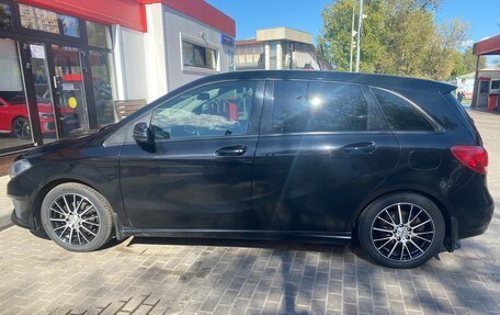 Mercedes-Benz B-Класс, 2015 год, 1 500 000 рублей, 10 фотография