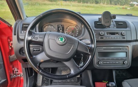 Skoda Fabia II, 2011 год, 890 000 рублей, 10 фотография