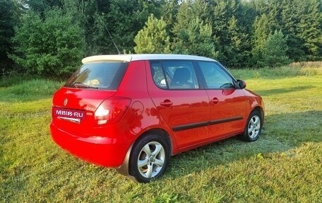 Skoda Fabia II, 2011 год, 890 000 рублей, 5 фотография