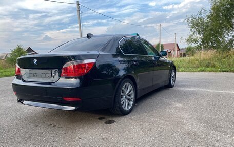 BMW 5 серия, 2004 год, 950 000 рублей, 3 фотография