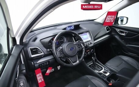 Subaru Forester, 2019 год, 2 310 000 рублей, 10 фотография