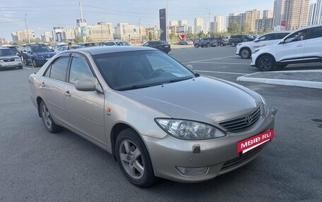 Toyota Camry V40, 2005 год, 950 000 рублей, 2 фотография