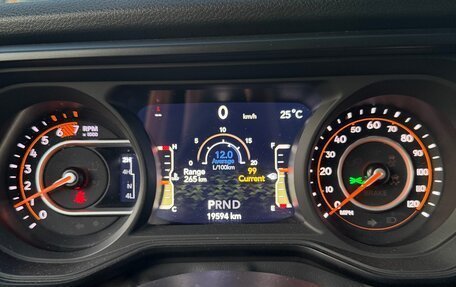 Jeep Wrangler, 2023 год, 6 600 000 рублей, 8 фотография