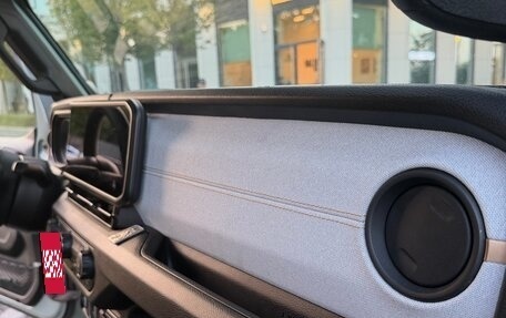 Jeep Wrangler, 2023 год, 6 600 000 рублей, 10 фотография