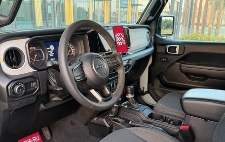 Jeep Wrangler, 2023 год, 6 600 000 рублей, 9 фотография