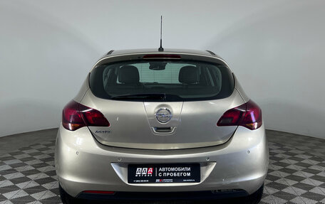 Opel Astra J, 2011 год, 650 000 рублей, 7 фотография