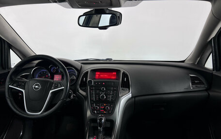 Opel Astra J, 2011 год, 650 000 рублей, 9 фотография