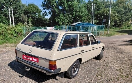 Mercedes-Benz W123, 1982 год, 505 000 рублей, 10 фотография