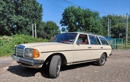 Mercedes-Benz W123, 1982 год, 505 000 рублей, 16 фотография