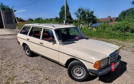 Mercedes-Benz W123, 1982 год, 505 000 рублей, 9 фотография