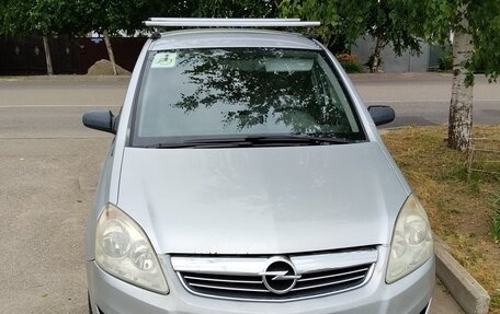 Opel Zafira B, 2008 год, 680 000 рублей, 2 фотография