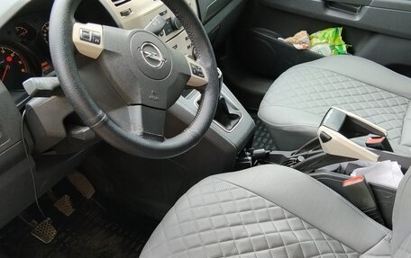Opel Zafira B, 2008 год, 680 000 рублей, 5 фотография