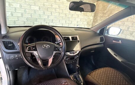 Hyundai Solaris II рестайлинг, 2016 год, 830 000 рублей, 5 фотография