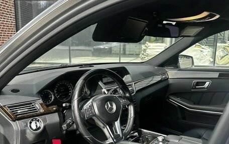 Mercedes-Benz E-Класс, 2012 год, 1 700 000 рублей, 2 фотография