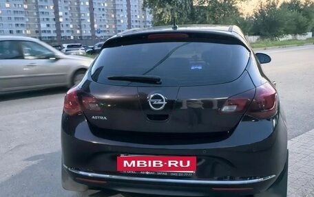 Opel Astra J, 2013 год, 840 000 рублей, 11 фотография