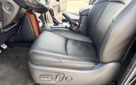 Toyota Land Cruiser Prado 150 рестайлинг 2, 2017 год, 5 100 000 рублей, 9 фотография