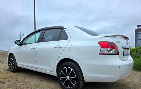 Toyota Belta, 2010 год, 695 000 рублей, 2 фотография