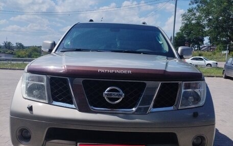 Nissan Pathfinder, 2007 год, 955 000 рублей, 1 фотография