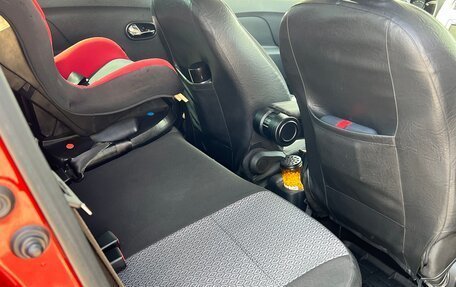 Renault Logan II, 2018 год, 1 400 000 рублей, 8 фотография