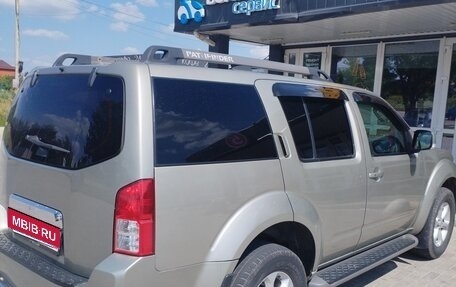 Nissan Pathfinder, 2007 год, 955 000 рублей, 2 фотография