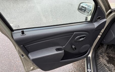 Renault Logan I, 2013 год, 330 000 рублей, 13 фотография