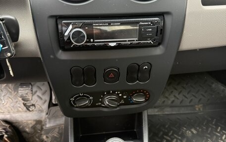 Renault Logan I, 2013 год, 330 000 рублей, 14 фотография
