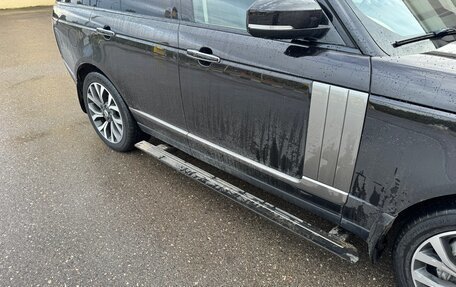 Land Rover Range Rover IV рестайлинг, 2013 год, 2 850 000 рублей, 4 фотография