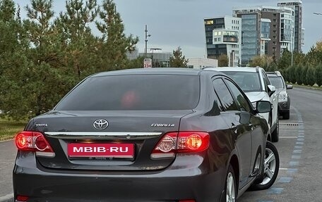 Toyota Corolla, 2011 год, 1 300 000 рублей, 5 фотография