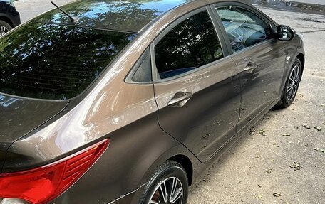 Hyundai Solaris II рестайлинг, 2014 год, 950 000 рублей, 5 фотография