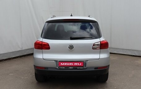 Volkswagen Tiguan I, 2011 год, 1 029 000 рублей, 5 фотография