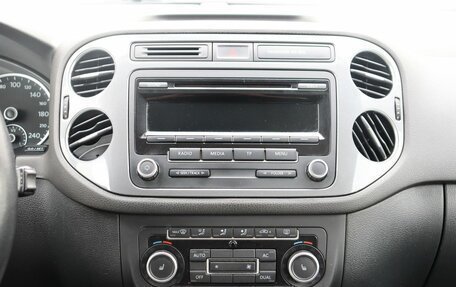 Volkswagen Tiguan I, 2011 год, 1 029 000 рублей, 16 фотография