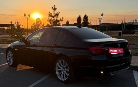 BMW 5 серия, 2011 год, 2 200 000 рублей, 3 фотография