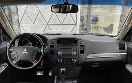 Mitsubishi Pajero IV, 2013 год, 2 249 000 рублей, 11 фотография