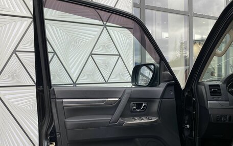 Mitsubishi Pajero IV, 2013 год, 2 249 000 рублей, 17 фотография