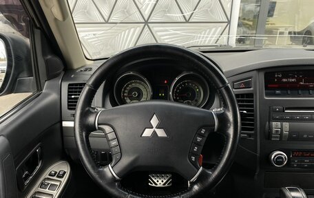 Mitsubishi Pajero IV, 2013 год, 2 249 000 рублей, 14 фотография