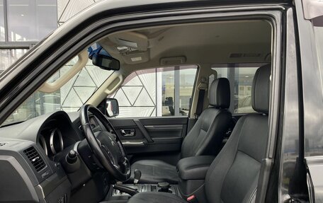 Mitsubishi Pajero IV, 2013 год, 2 249 000 рублей, 20 фотография