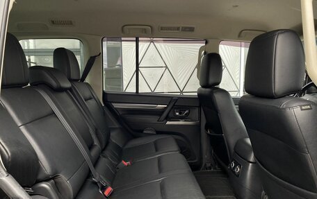 Mitsubishi Pajero IV, 2013 год, 2 249 000 рублей, 24 фотография