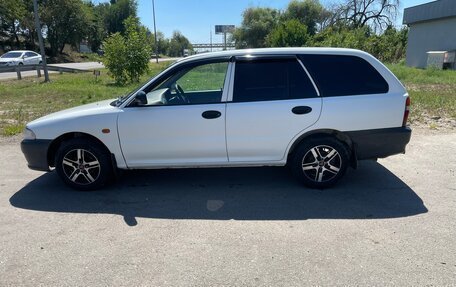 Mitsubishi Libero I рестайлинг, 2001 год, 320 000 рублей, 4 фотография