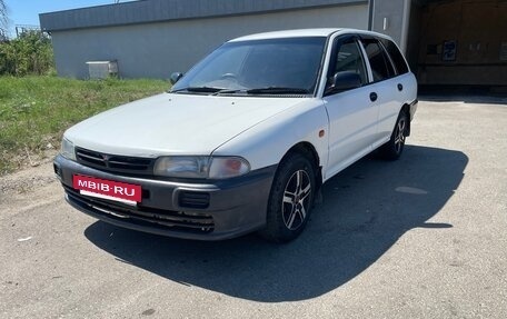Mitsubishi Libero I рестайлинг, 2001 год, 320 000 рублей, 5 фотография
