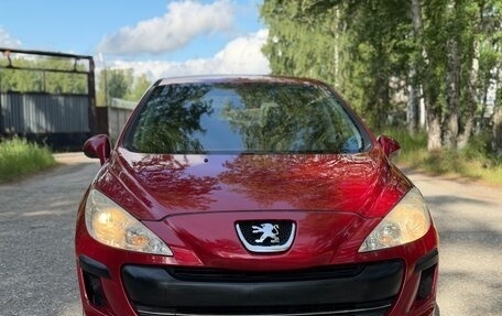 Peugeot 308 II, 2010 год, 298 000 рублей, 2 фотография