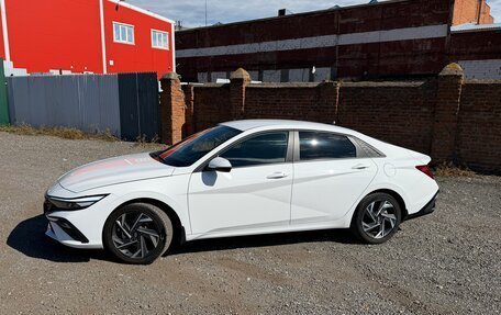 Hyundai Elantra, 2024 год, 2 899 000 рублей, 2 фотография