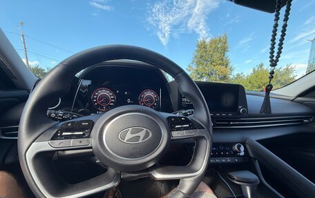Hyundai Elantra, 2024 год, 2 899 000 рублей, 13 фотография